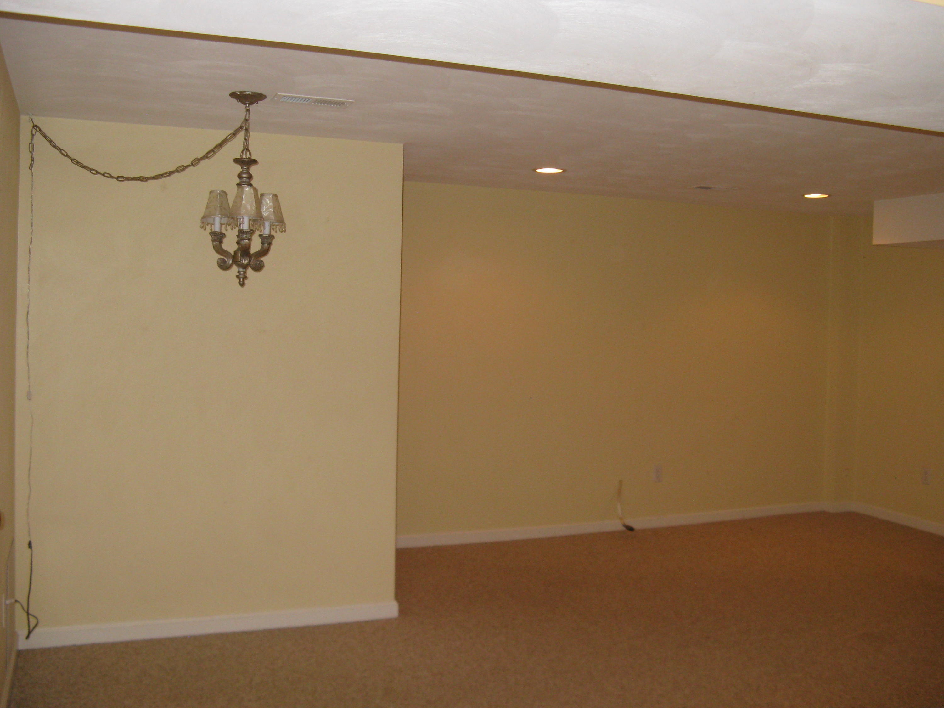 629 Castleridge Road Vinton, VA 24179 - Photo 12 of 19 family room