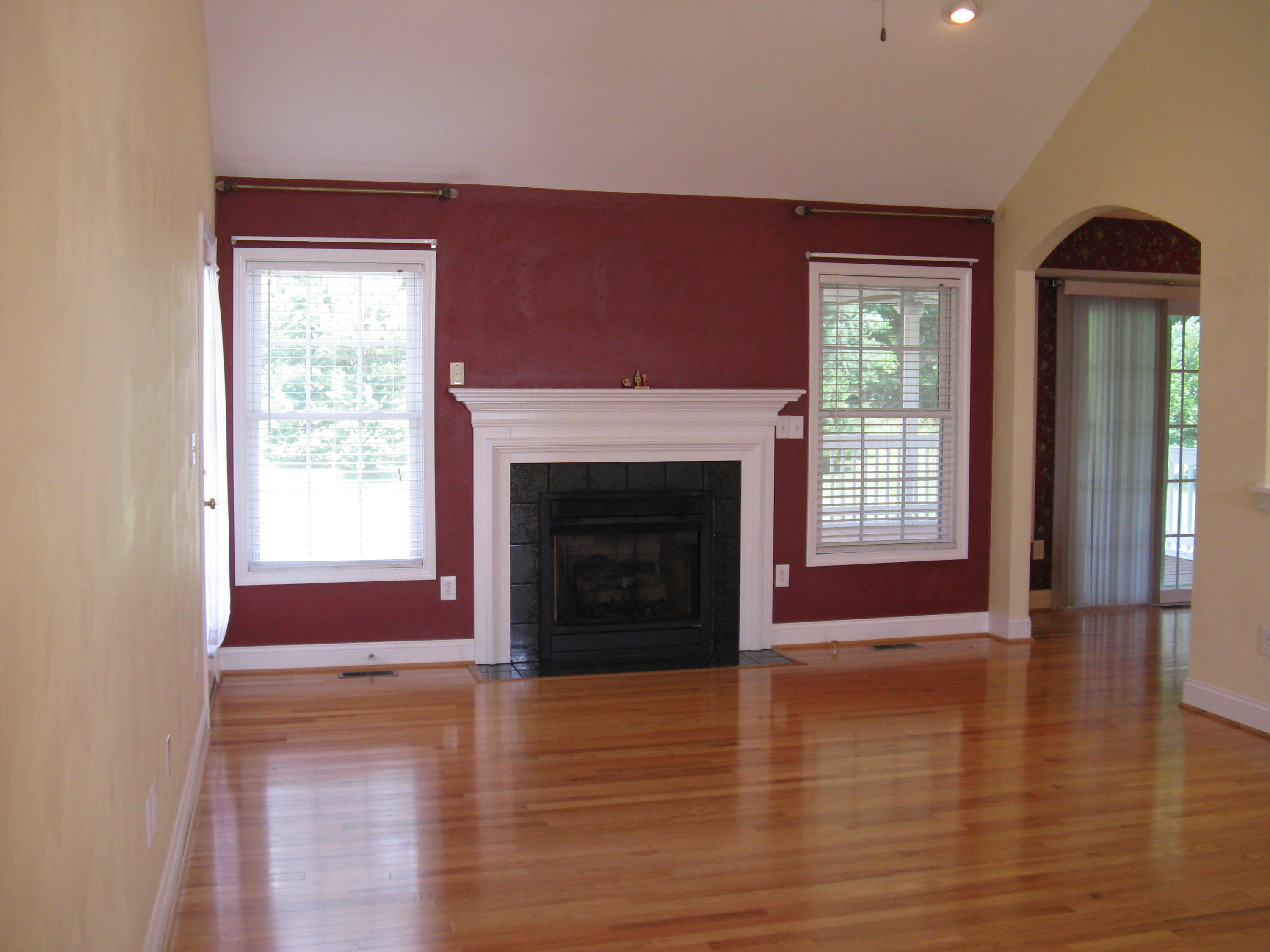 629 Castleridge Road Vinton, VA 24179 - Photo 3 of 19 living area