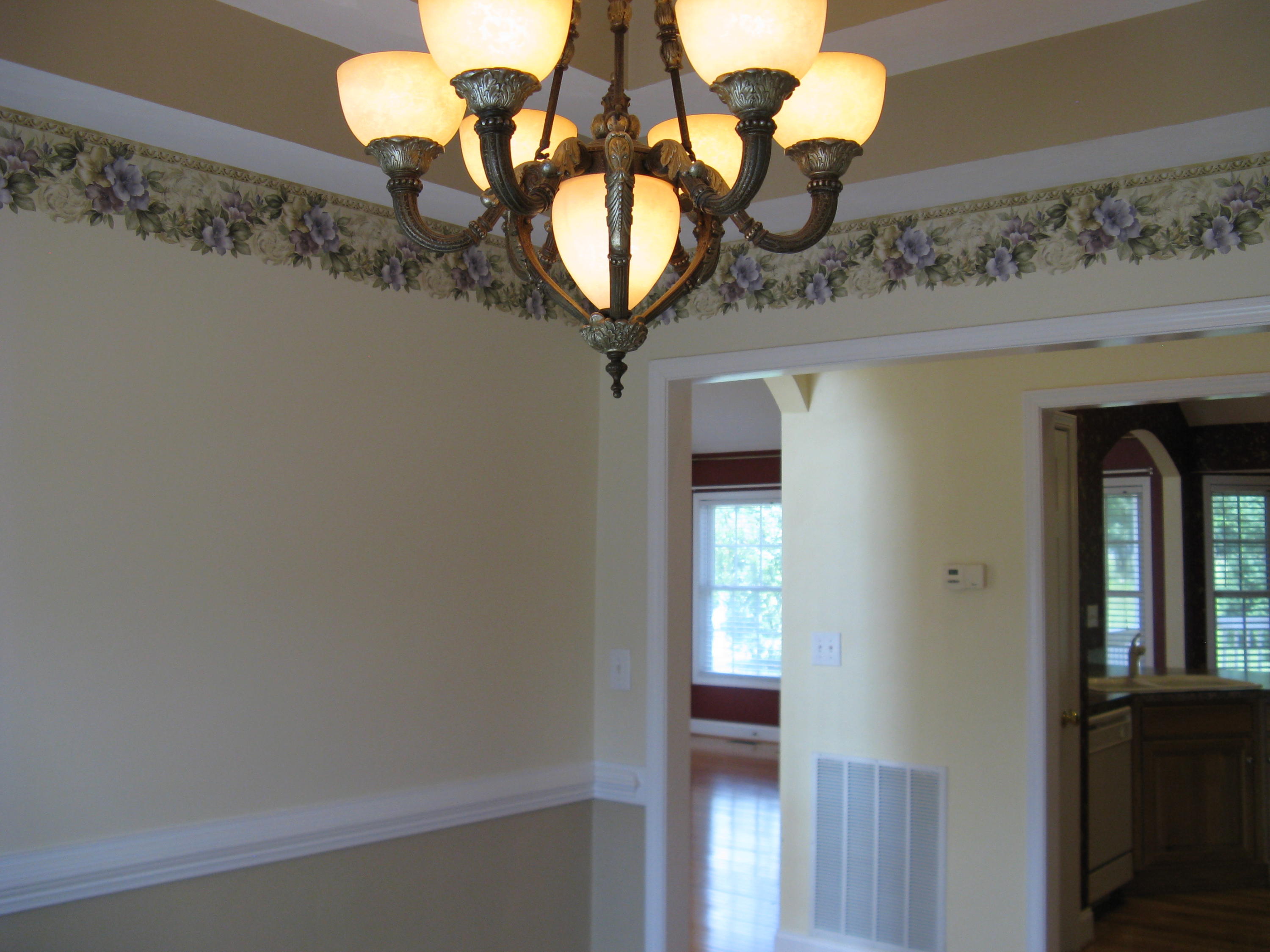 629 Castleridge Road Vinton, VA 24179 - Photo 5 of 19 dining room