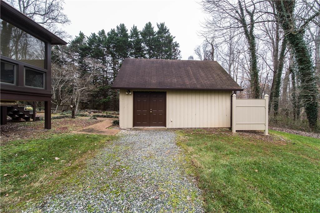 1634 Binkley Farm Road Clemmons, NC 27012 - Photo 6 of 49