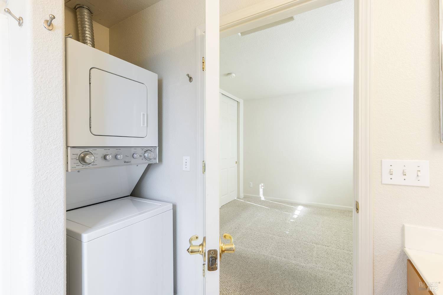 2131 Naomi Place Santa Rosa, CA 95403 - Photo 15 of 24