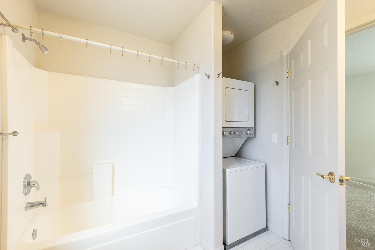 2131 Naomi Place Santa Rosa, CA 95403 - Photo 16 of 24