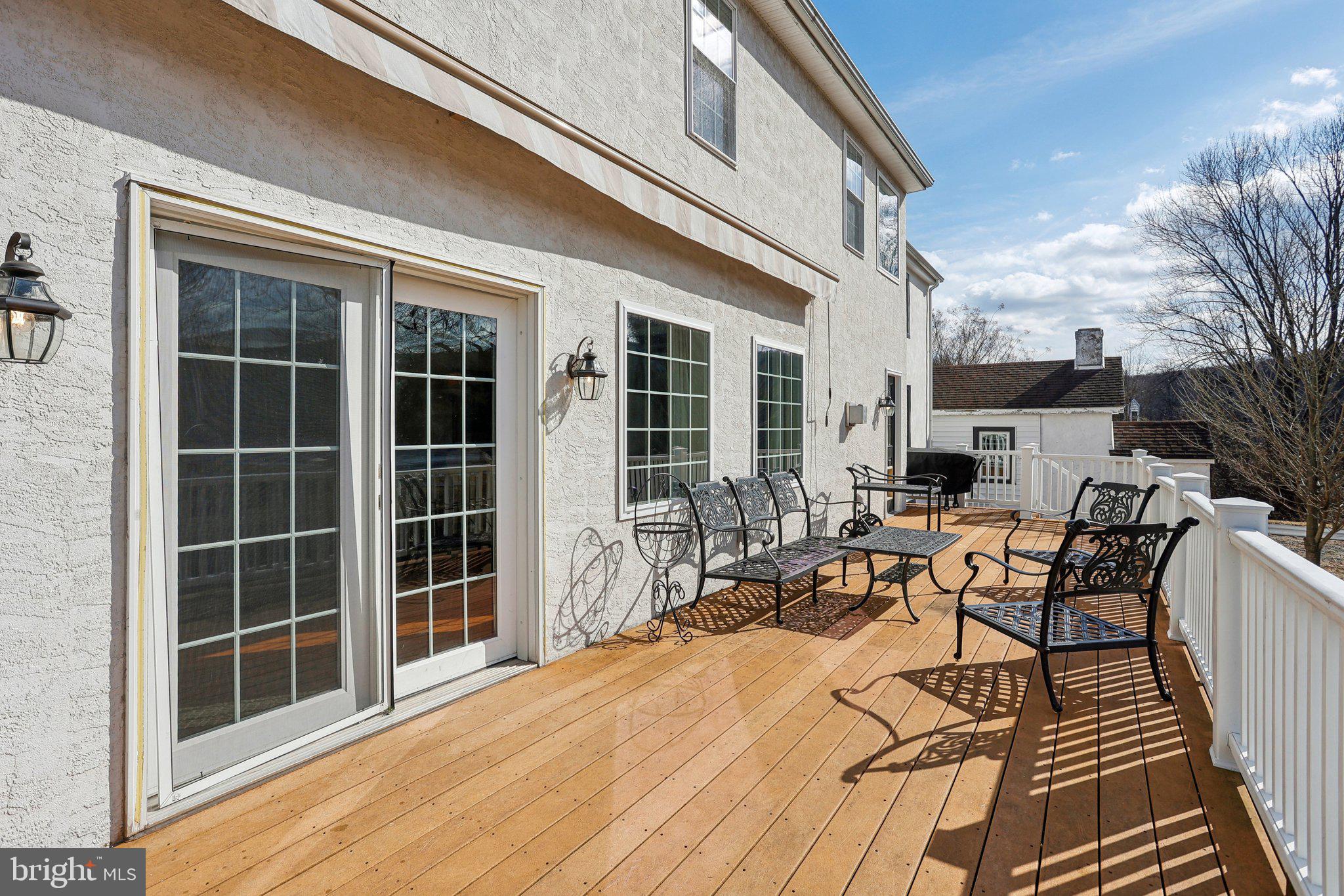 1660 St Peters Road Pottstown, PA 19465 - Photo 26 of 80 Large Deck