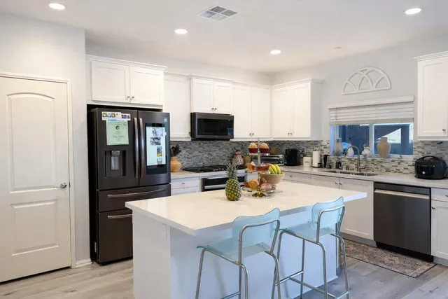 $699,999 | 44086 Beringer Drive, Indio, CA 92203