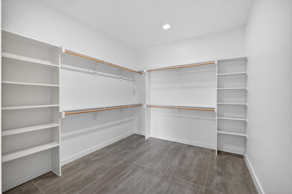 109 Rolston Road Irving, TX 75060 - Photo 20 of 34