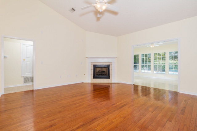 117 Durby Lane Foley, AL 36535 - Photo 3 of 23 Living Room