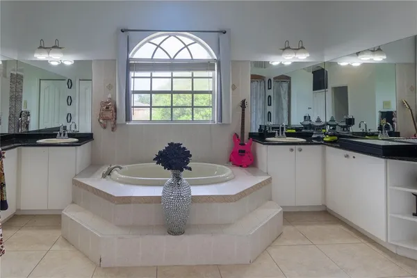 $995,000 | 6151 New Osprey Point, Weeki Wachee, FL 34607