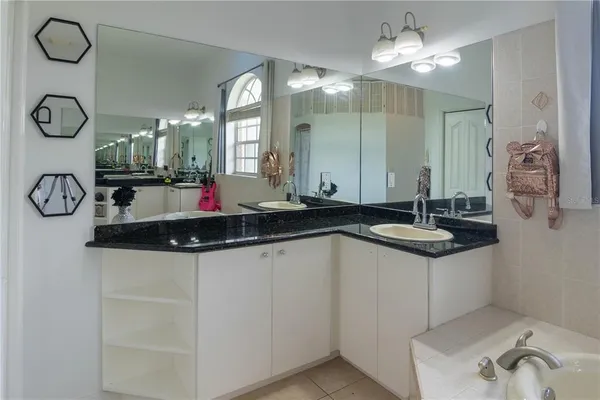 $995,000 | 6151 New Osprey Point, Weeki Wachee, FL 34607