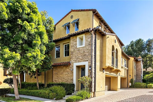 $4,700 | 61 Gingerwood, Irvine, CA 92603