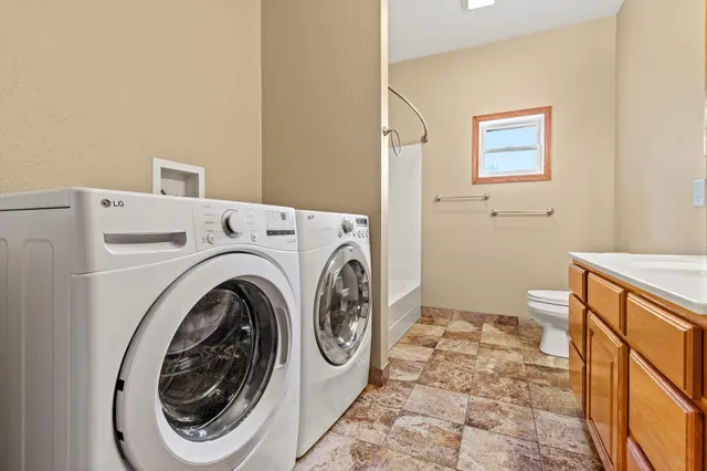 $185,000 | N10270 County Rd M, Colfax, WI 54730