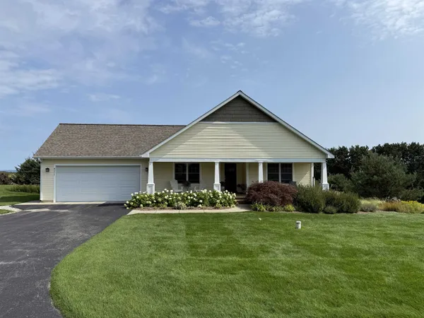 $825,000 | 8371 East Boca Vista Trail, Unit LOT: 10, Traverse City, MI 49684