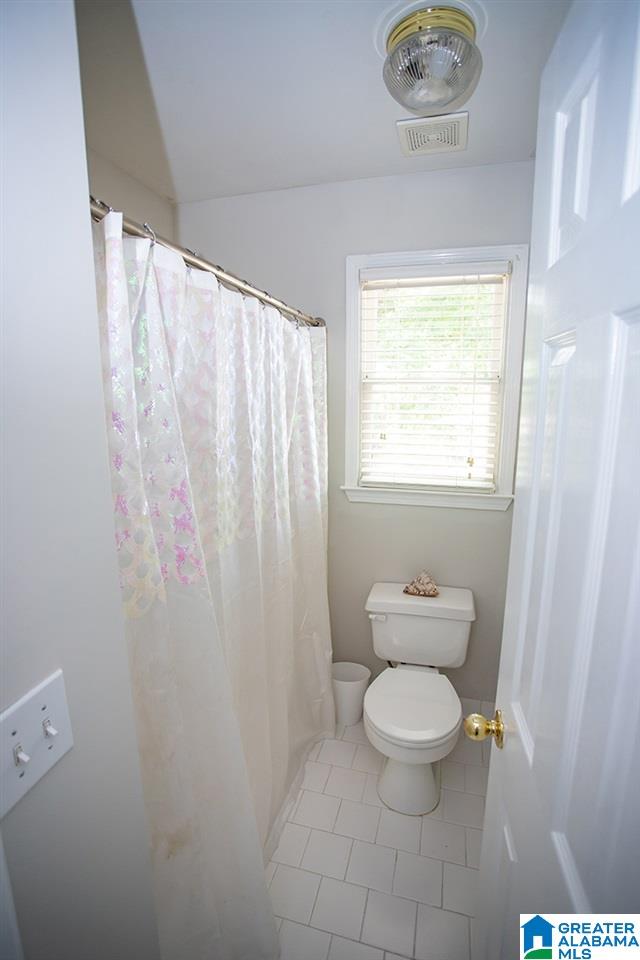 2004 Crosscrest Drive Birmingham, AL 35244 - Photo 22 of 35
