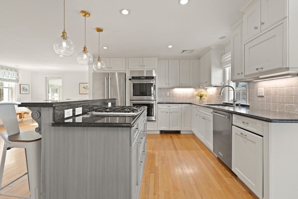 55 Mayfair Drive Westwood, MA 02090 - Photo 24 of 42