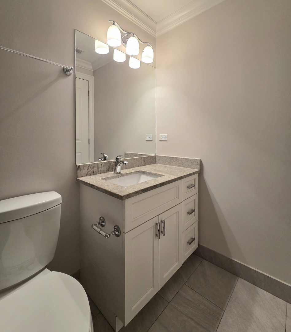 4 North Aberdeen Street, Unit 403 Chicago, IL 60607 - Photo 16 of 23