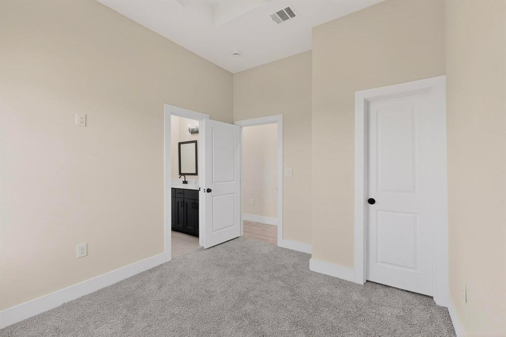 100 Diamond T Ranch Road Trinidad, TX 75163 - Photo 27 of 36 wooden floor in a room