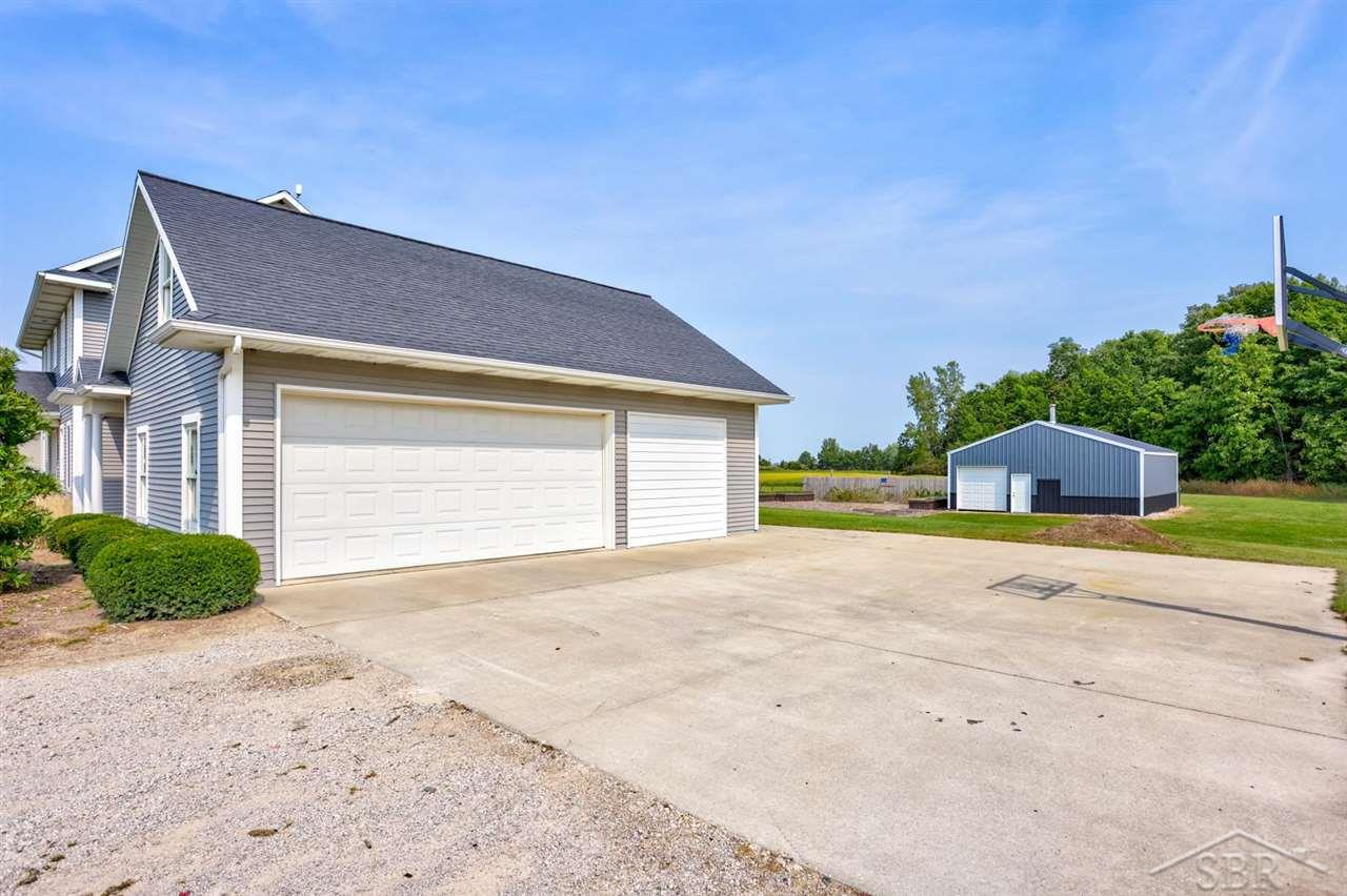 9433 Bender Road Frankenmuth, MI 48734 - Photo 56 of 72 50054874-56.JPG