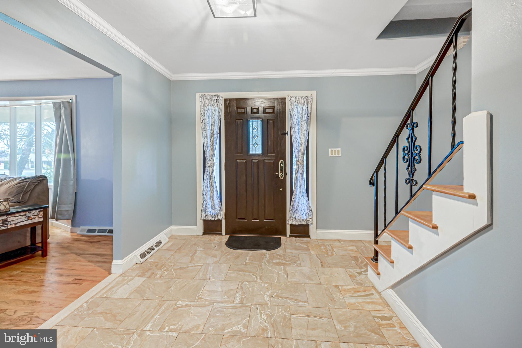 2320 Sutton Road York, PA 17403 - Photo 3 of 57