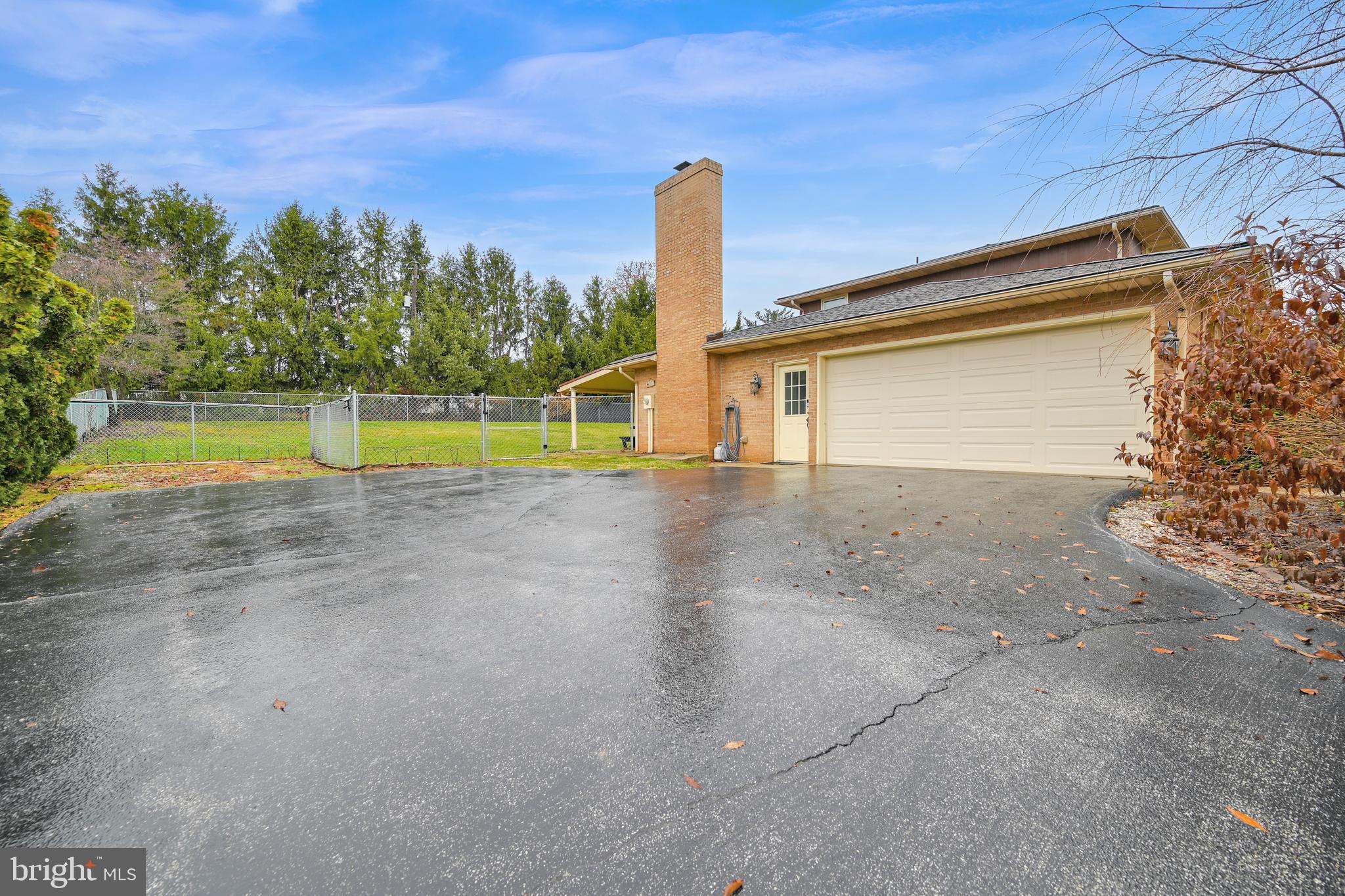 2320 Sutton Road York, PA 17403 - Photo 48 of 57
