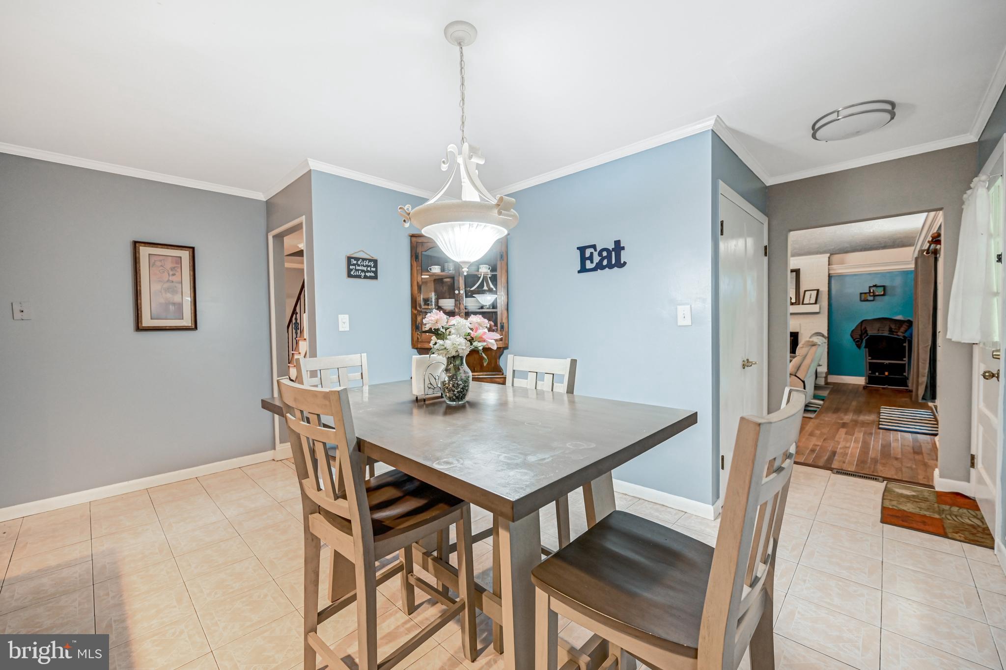 2320 Sutton Road York, PA 17403 - Photo 8 of 57