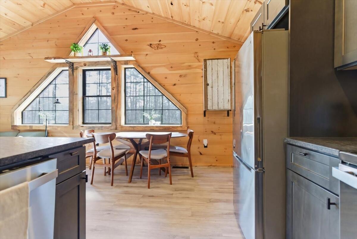 471 Bisbee Town Road Waterford, ME 04088 - Photo 35 of 79 35-interior_dining