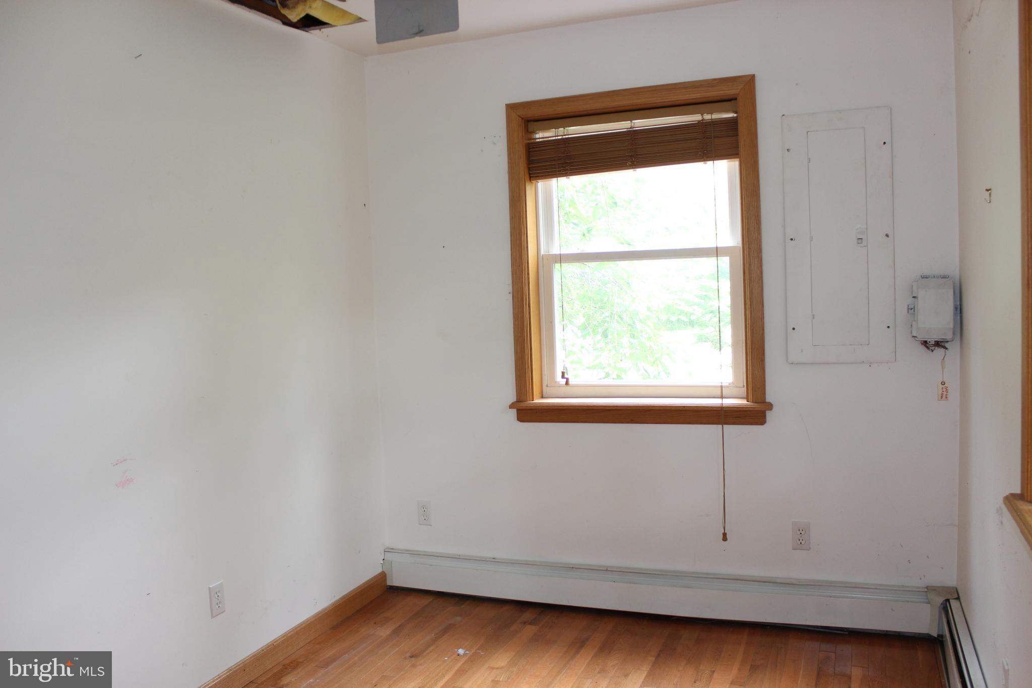 495 Eldridges Hill Road Pilesgrove, NJ 08098 - Photo 11 of 28 Office