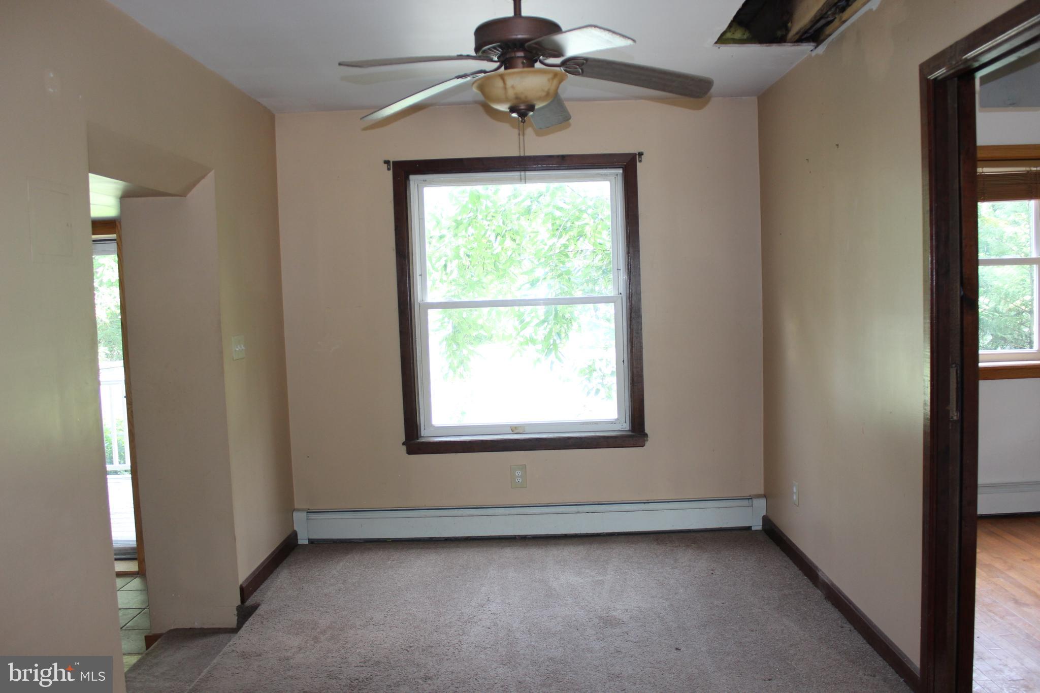 495 Eldridges Hill Road Pilesgrove, NJ 08098 - Photo 9 of 28 Dining Room