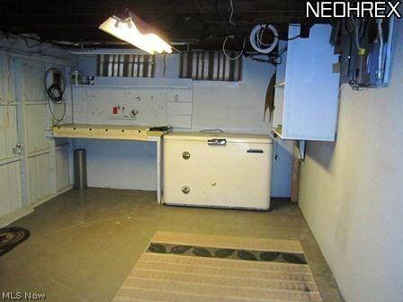 1397 Cranover Road Cleveland, OH 44124 - Photo 22 of 25 Workshop