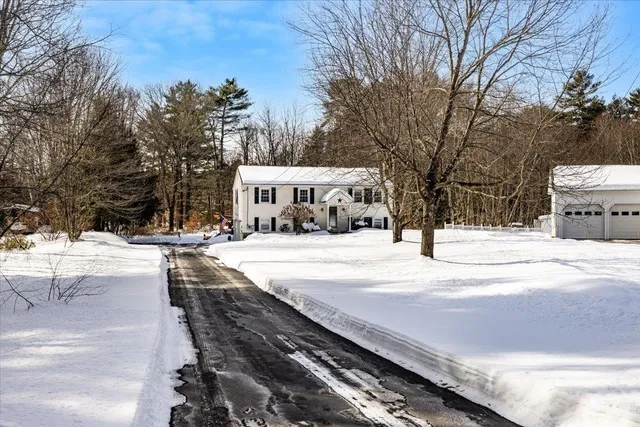 $550,000 | 29 Marion Street, Goffstown, NH 03045