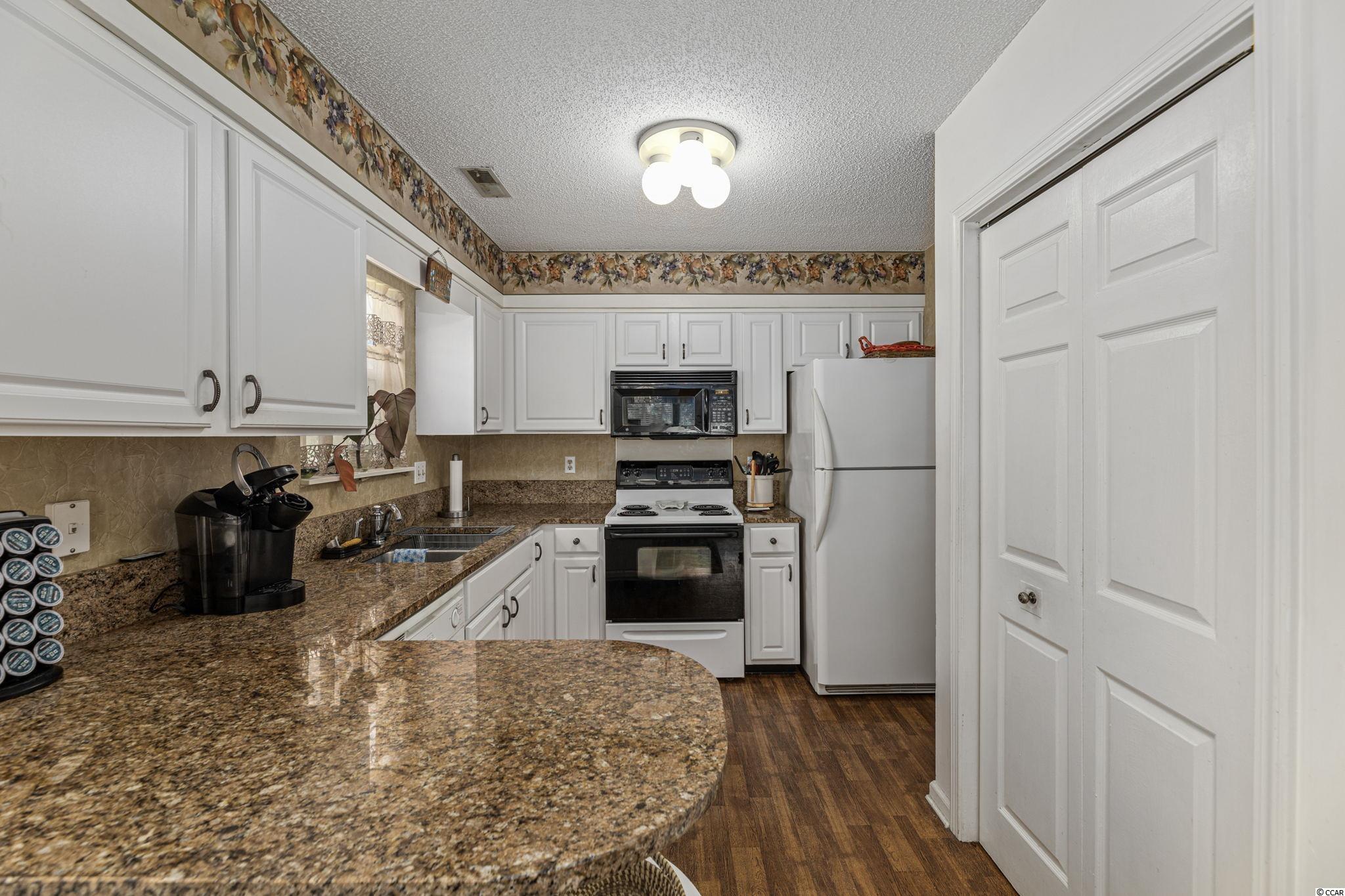218 Sandpiper Court Murrells Inlet, SC 29576 - Photo 8 of 24 Gallery Image 8