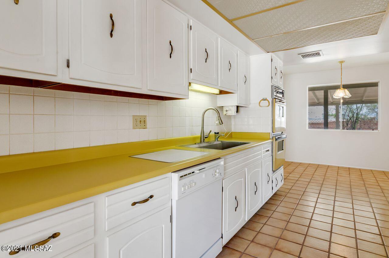 9450 East Ravine Trail Tucson, AZ 85749 - Photo 21 of 39 Gallery Image 21