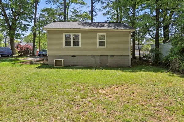$1,900 | 2266 North Shallowford Road, Atlanta, GA 30341