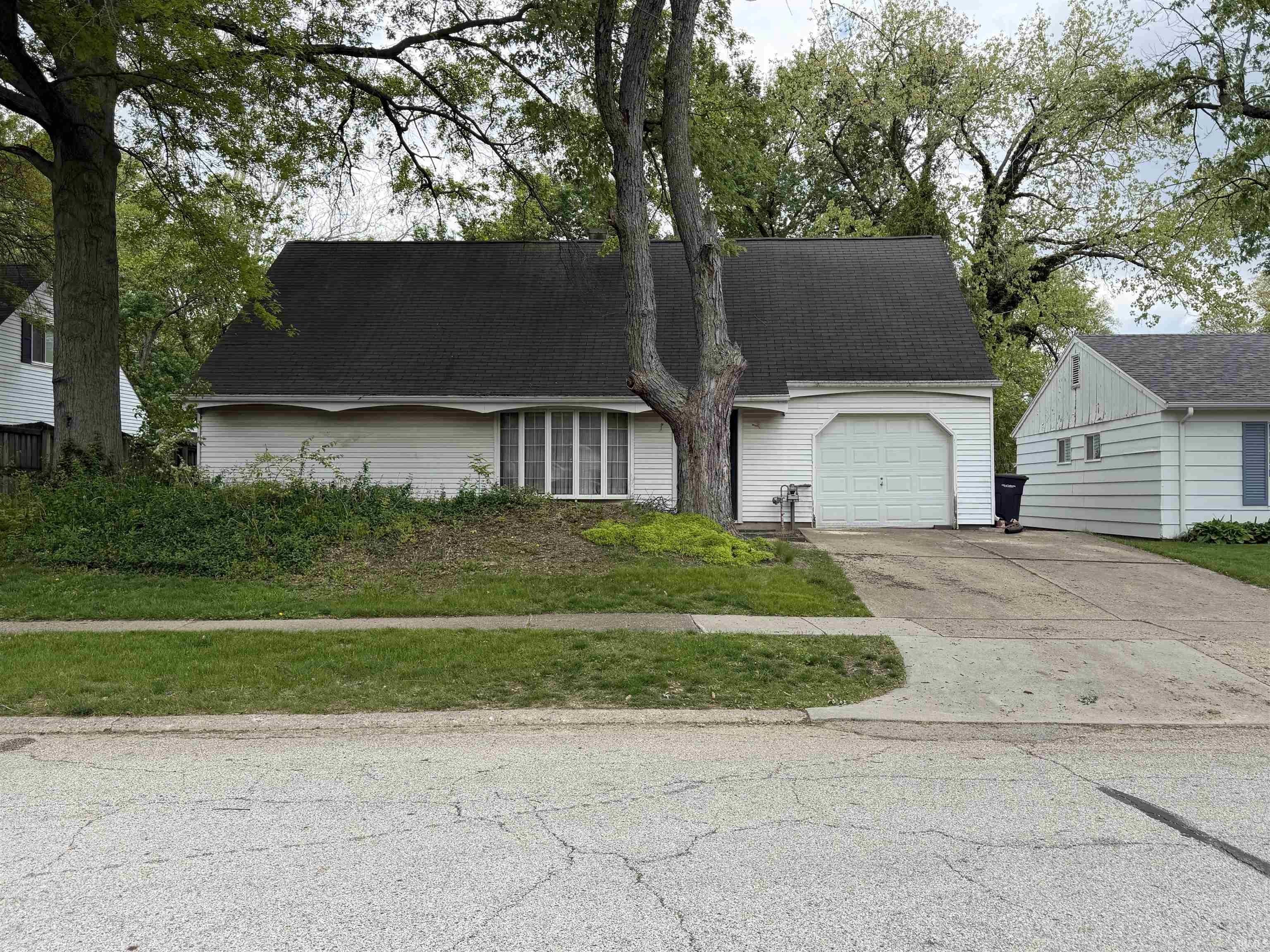 2416 Robinwood Drive Lafayette, IN 47909 - Photo 1 of 8