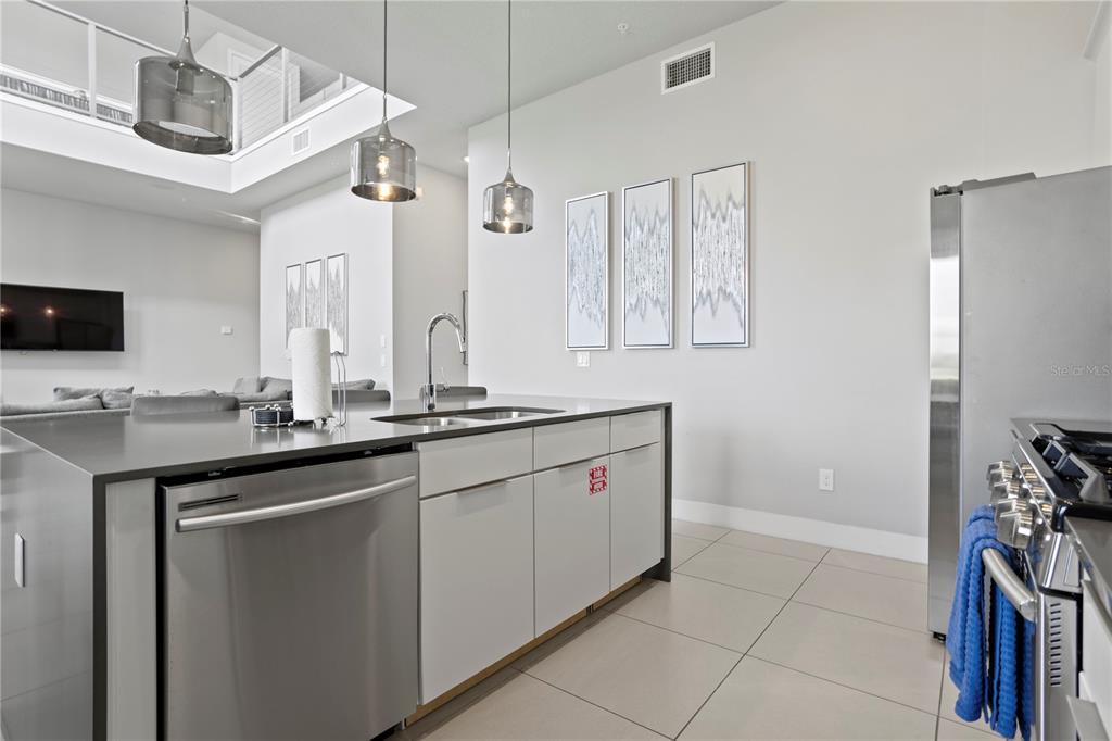 7770 Sandy Ridge Drive, Unit 207 Reunion, FL 34747 - Photo 12 of 61