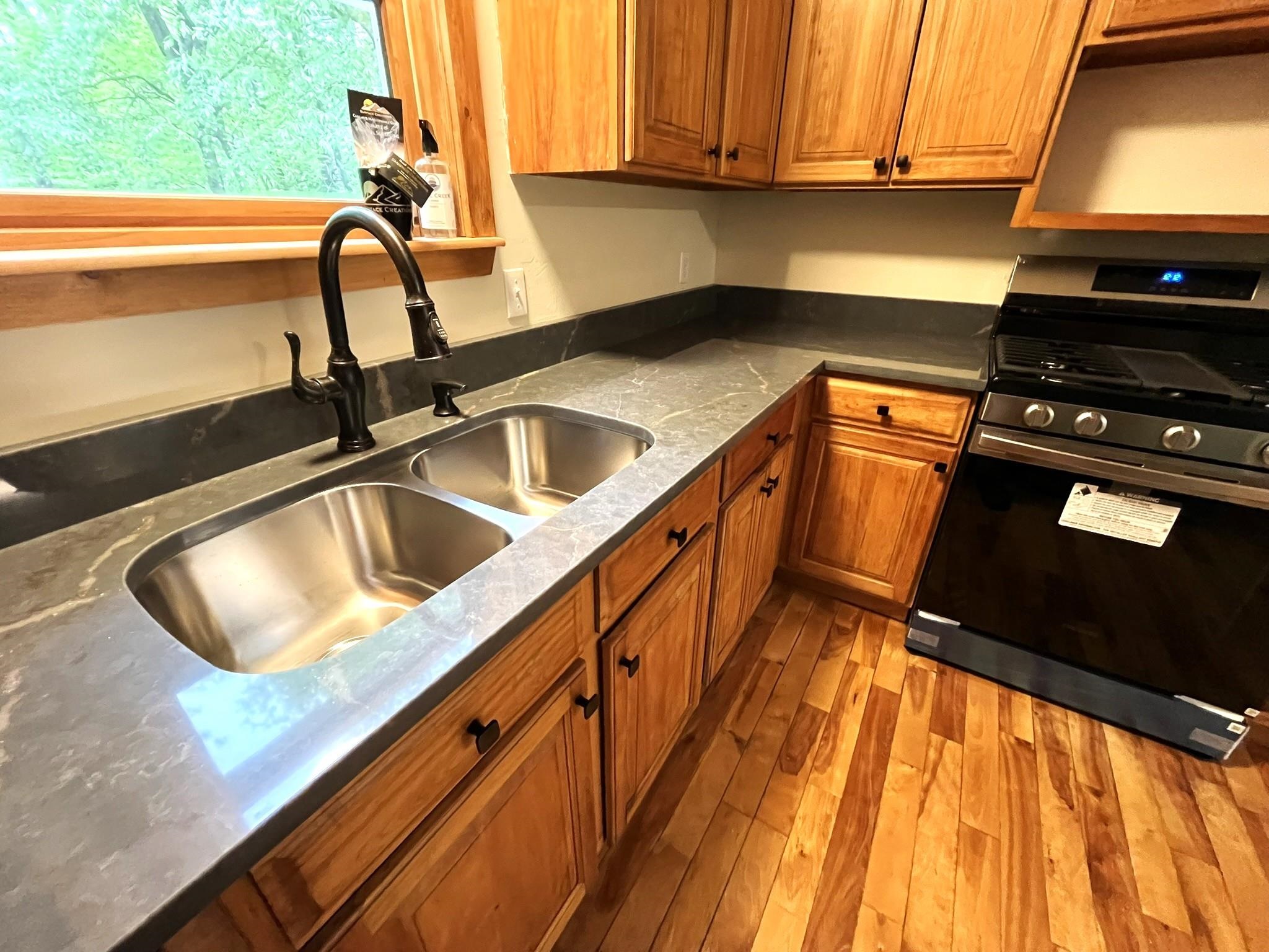 71 Tasher Lane Cambridge, VT 05464 - Photo 12 of 35