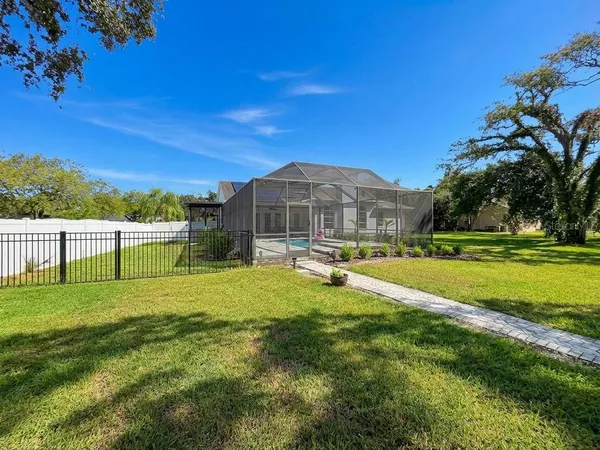 $849,999 | 8805 Crosswood Court, Riverview, FL 33578