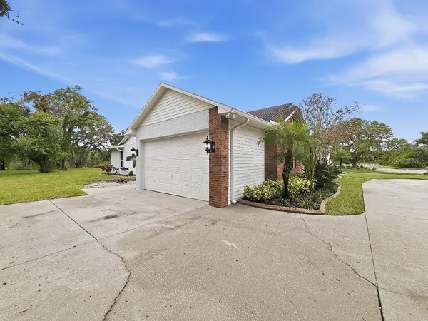 $849,999 | 8805 Crosswood Court, Riverview, FL 33578