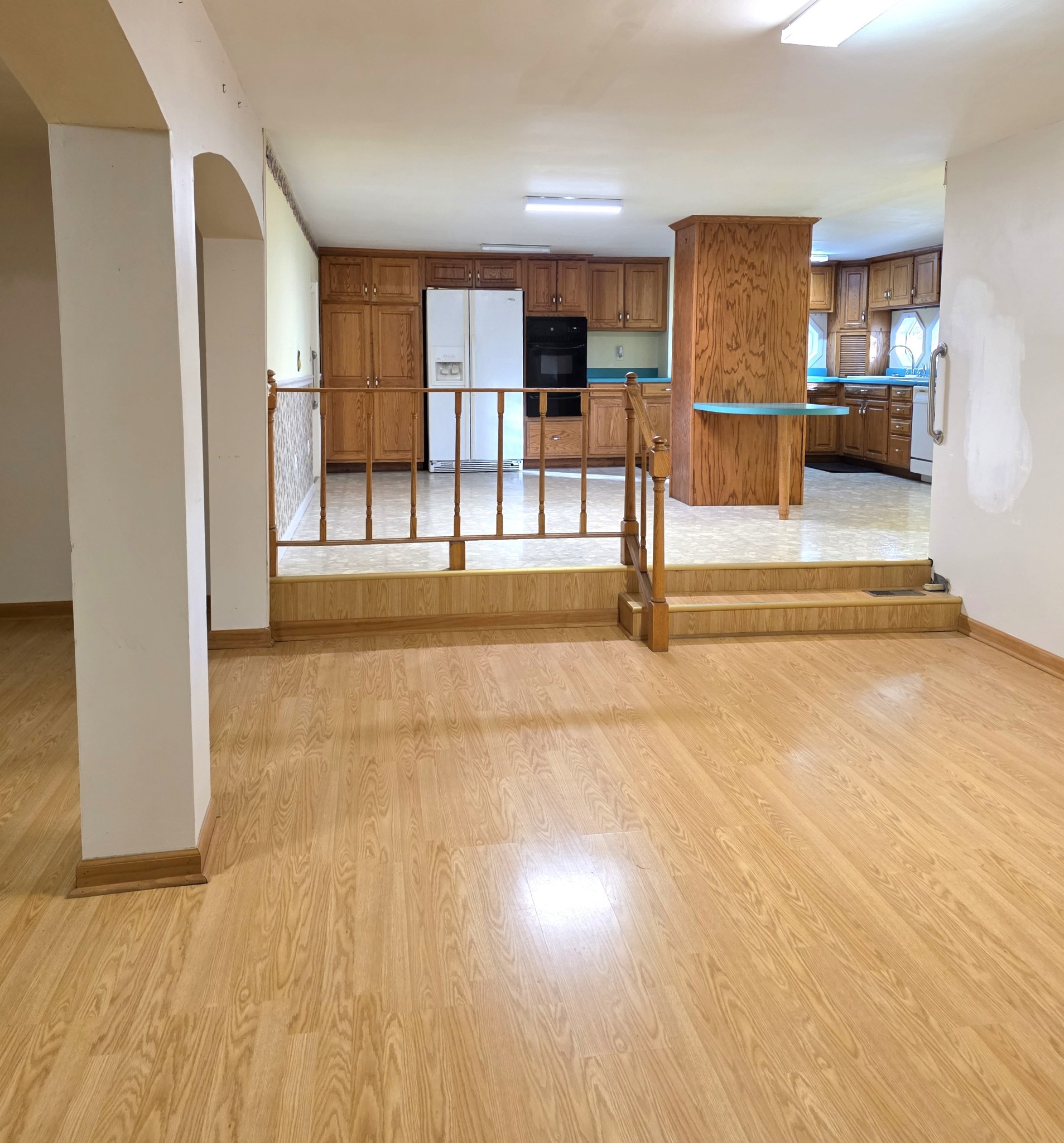 1117 Essie Cleek Road Tullahoma, TN 37388 - Photo 12 of 29 a view of a living room