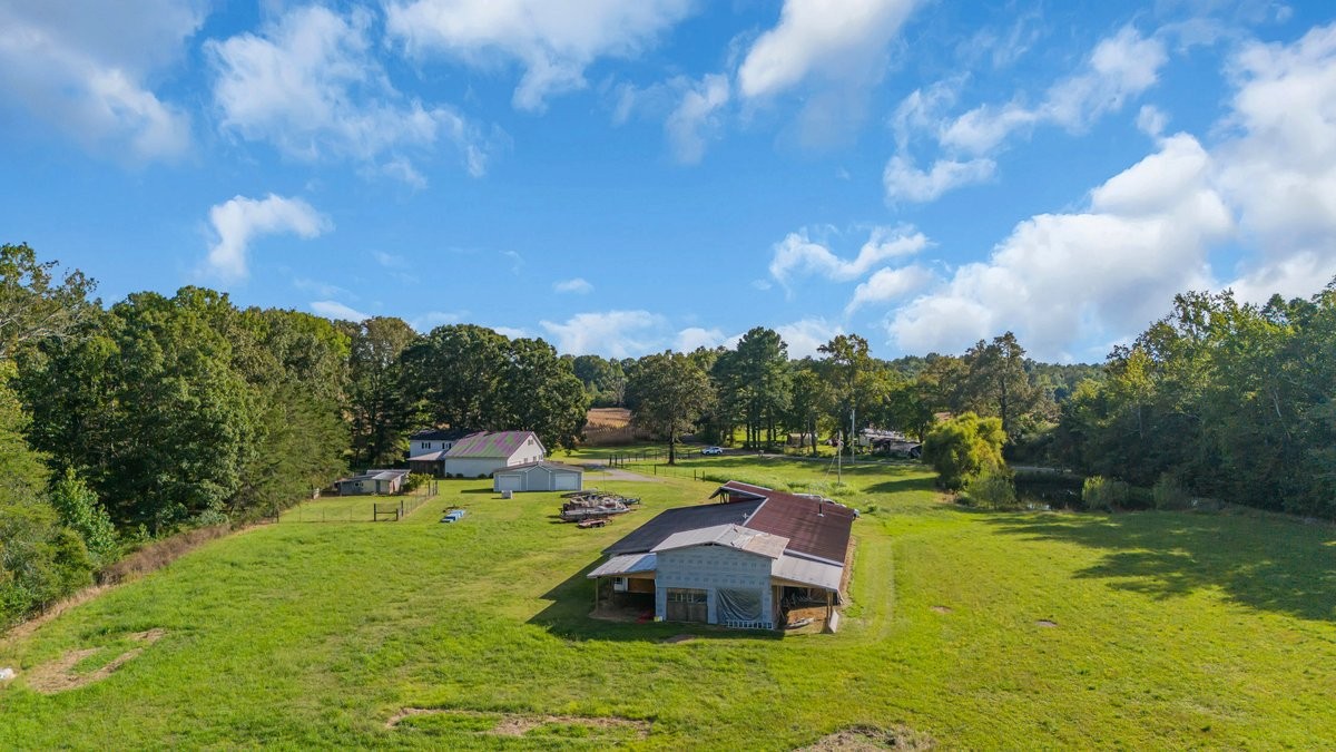 1117 Essie Cleek Road Tullahoma, TN 37388 - Photo 5 of 29 a view of a house with a yard