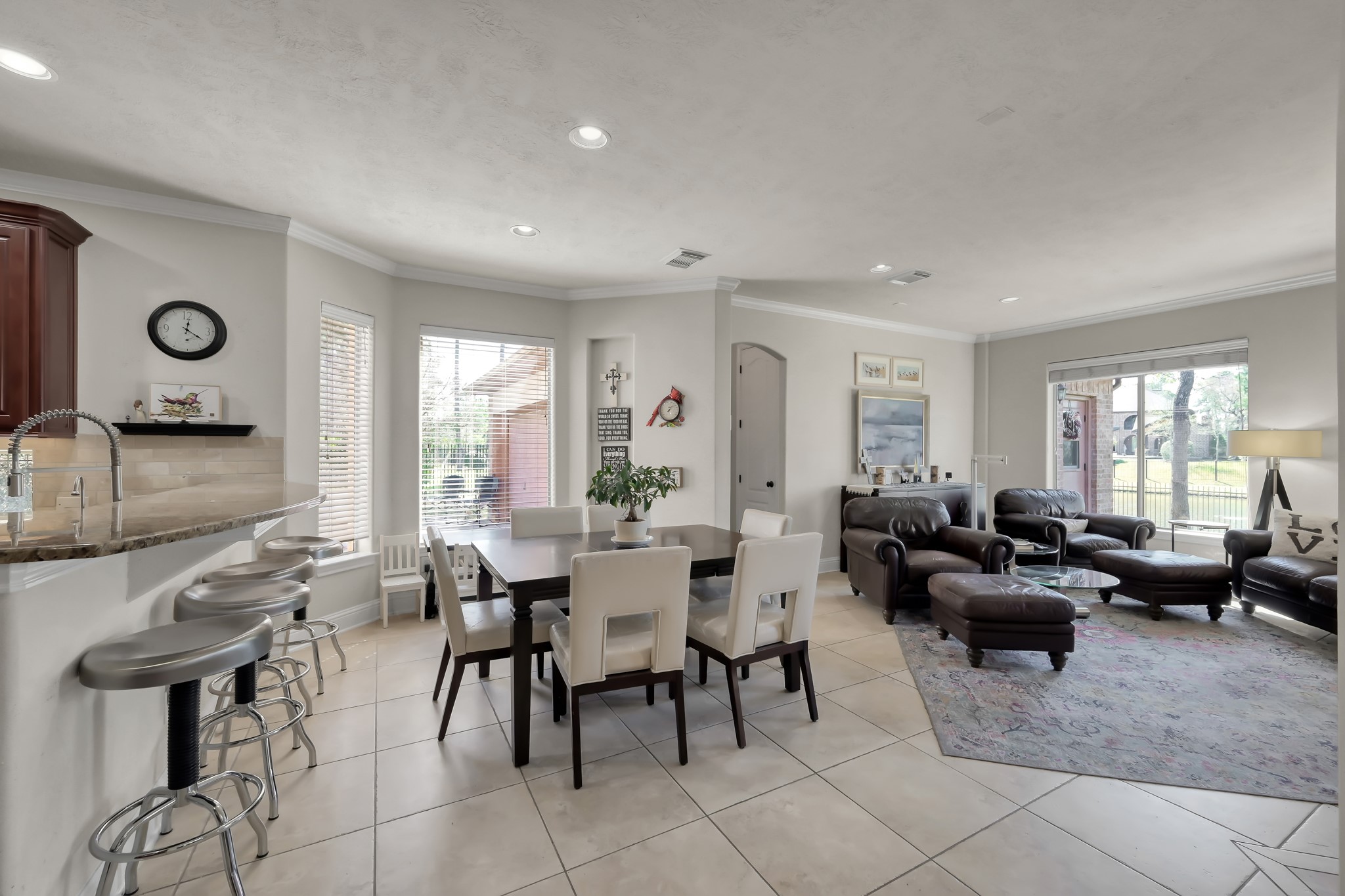 50 Cove View Trail Court Spring, TX 77389 - Photo 6 of 15 a living room with furniture and wooden floor
