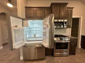 $2,850 | 2601 Parkhurst Lane, Mansfield, TX 76084