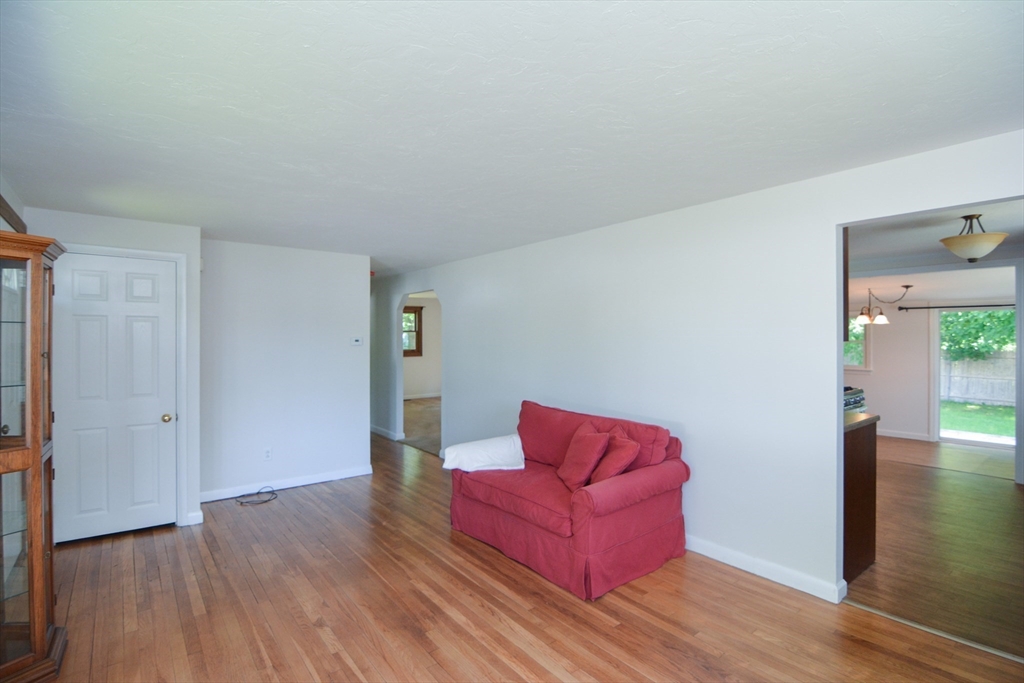 248 Levin Road Rockland, MA 02370 - Photo 13 of 34 Gallery Image 13