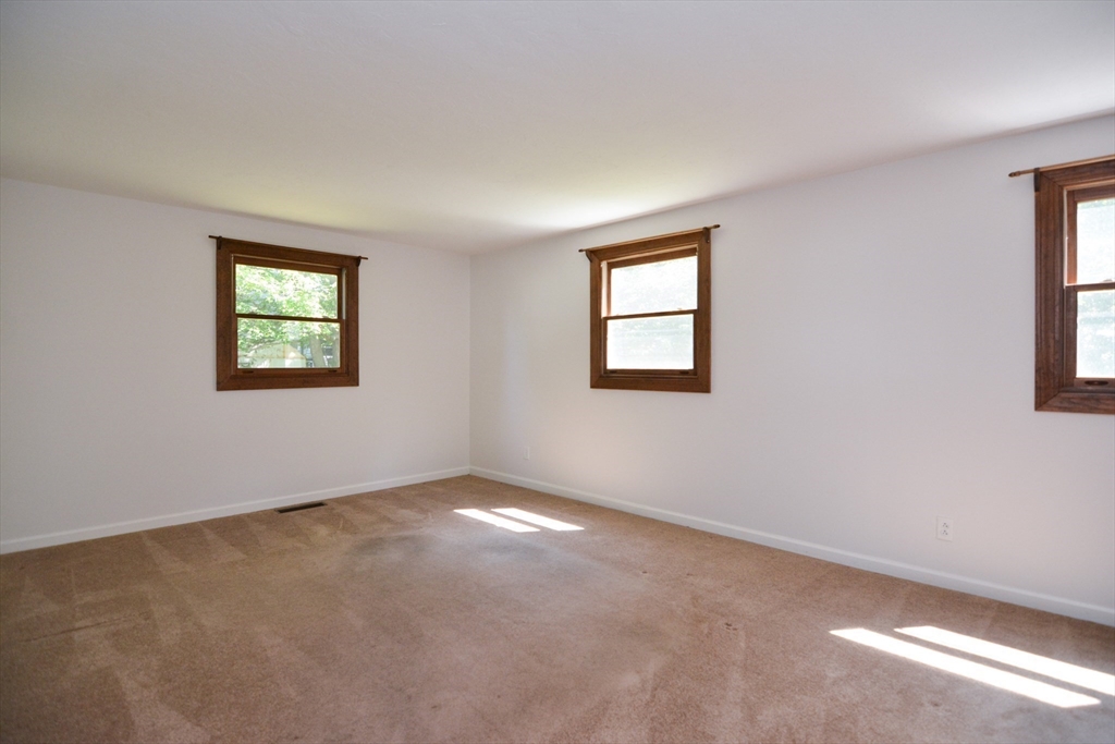 248 Levin Road Rockland, MA 02370 - Photo 14 of 34 Gallery Image 14