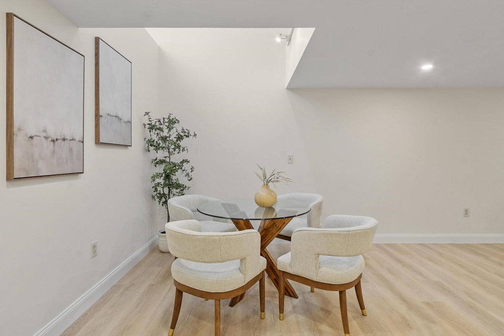 75 Page Road, Unit 20 Bedford, MA 01730 - Photo 12 of 41