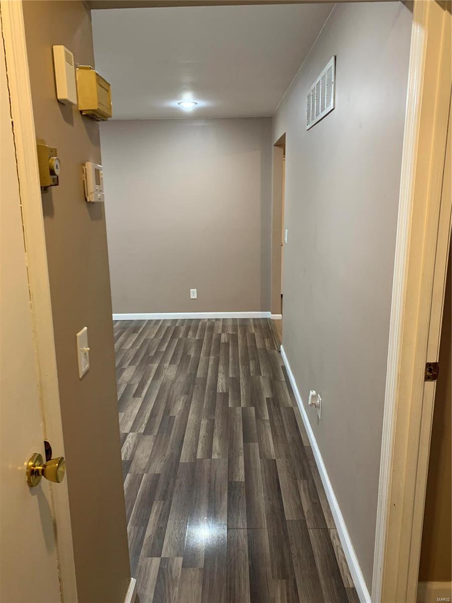 1745 Parker Road St. Louis, MO 63138 - Photo 19 of 28 Gallery Image 19