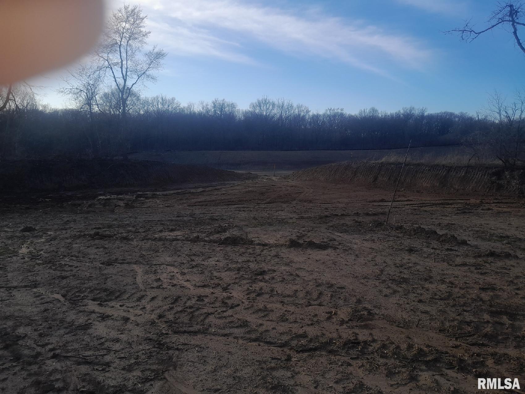 4905 North Valley View Road Edwards, IL 61528 - Photo 2 of 4 Gallery Image 2