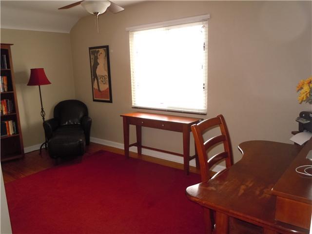 2758 Kent Road Columbus, OH 43221 - Photo 12 of 23
