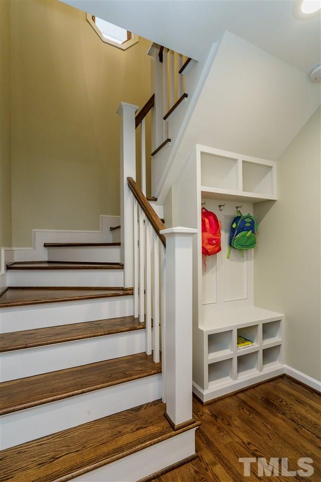 1707 Sutton Drive Raleigh, NC 27605 - Photo 14 of 29 a view of entryway