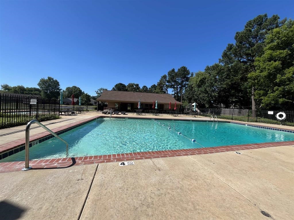 1653 Brierbrook Road Germantown, TN 38138 - Photo 3 of 31 Also has clubhouse, kiddie pool, playground, and pickleball! (Can request to view during showings). Lowest HOA in Germantown ONLY $310 YEAR