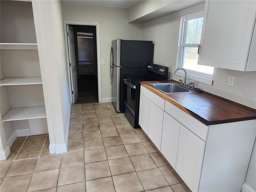 8150 Southwest 80th Trail Trenton, FL 32693 - Photo 5 of 25