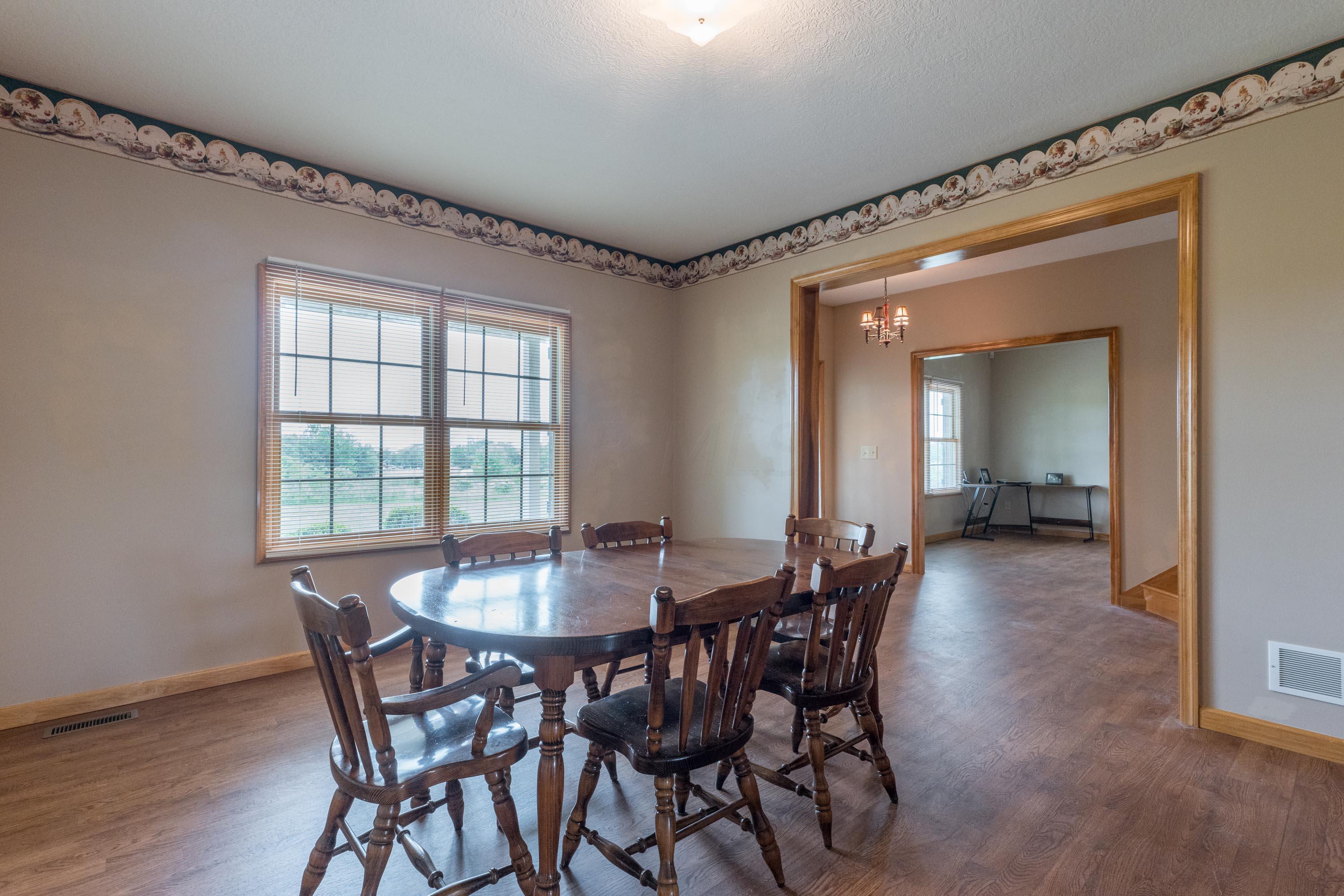 4640 Winchester Southern Road Circleville, OH 43113 - Photo 15 of 69 Dining Room off Entry